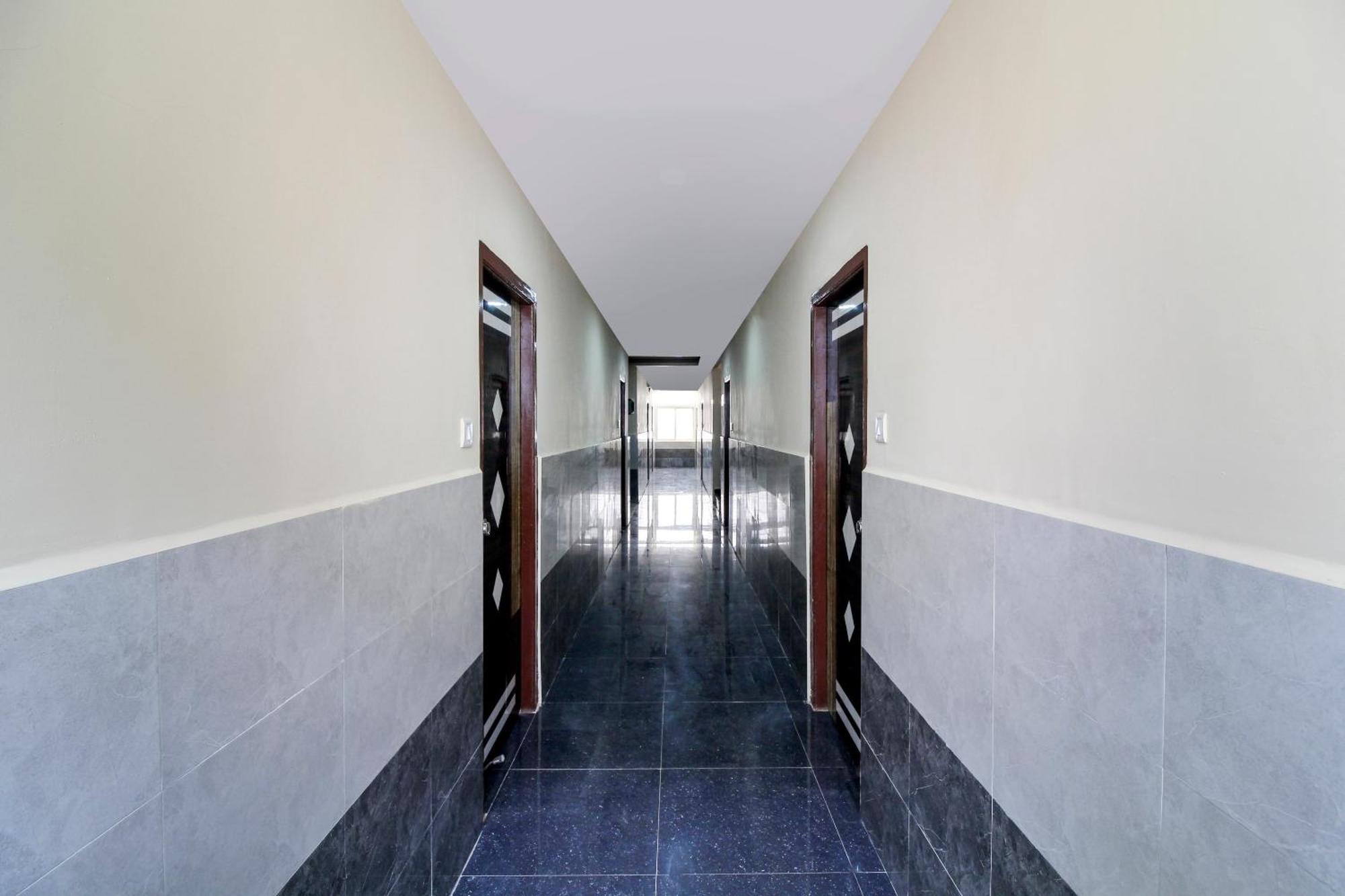 Super Hotel O New Cyber Grand Madhapur Kondapur  Εξωτερικό φωτογραφία